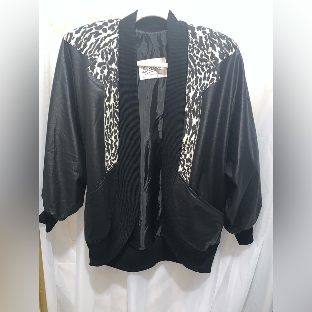 Sara Winnsboro Texas Vintage Cheetah Bomber Jacket